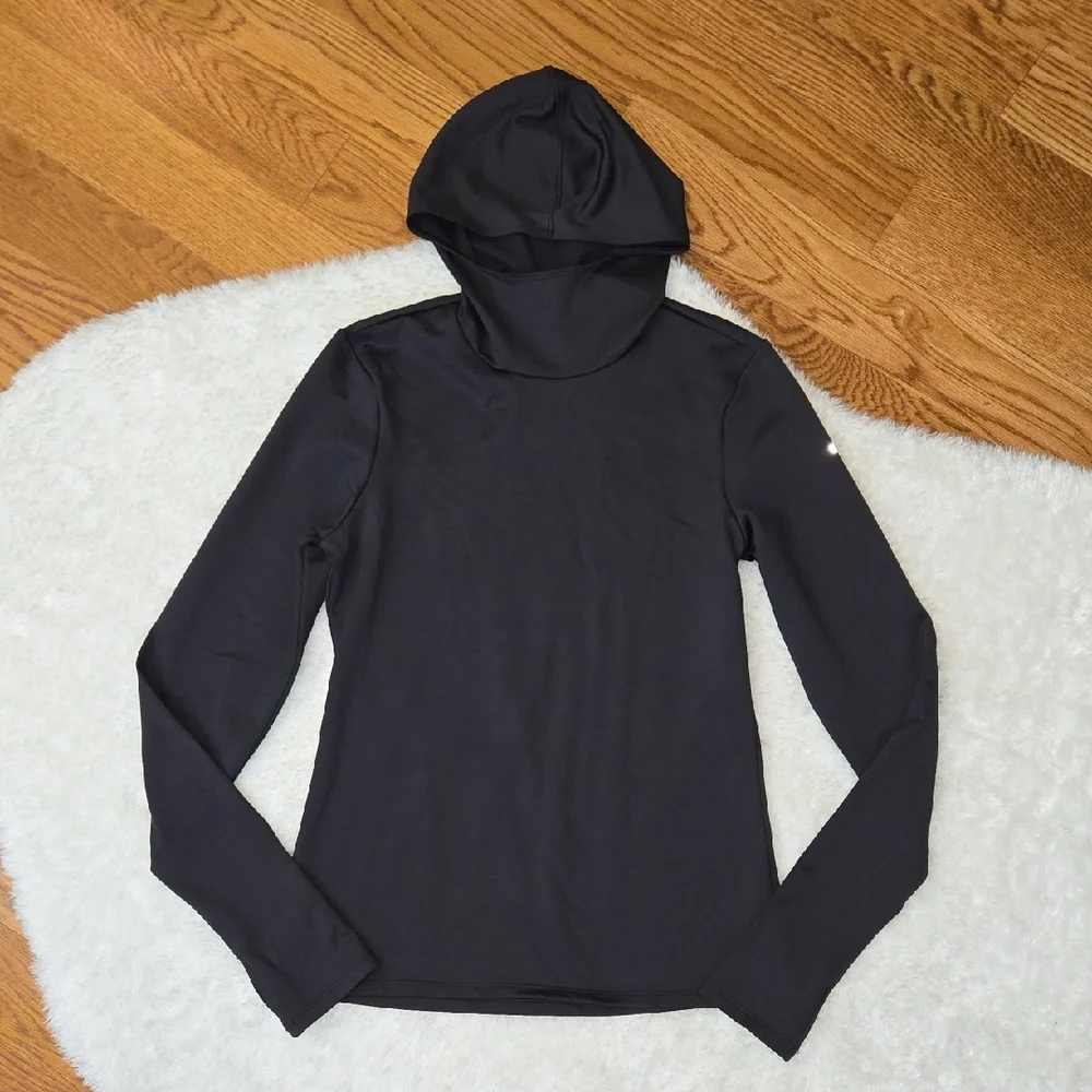 ALO Black Athletic Long Sleeve Top